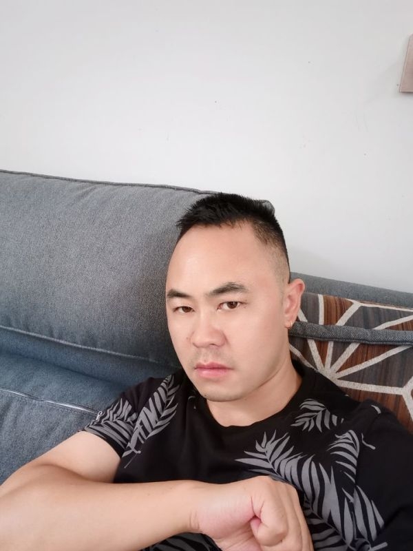 不负遇见的第一张照片--甘洛王婆说媒